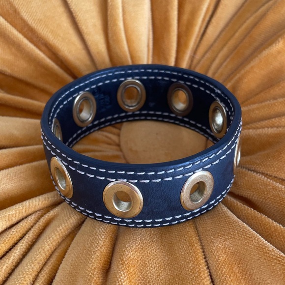 Coach Bangle Bracelet - Picture 3 of 6